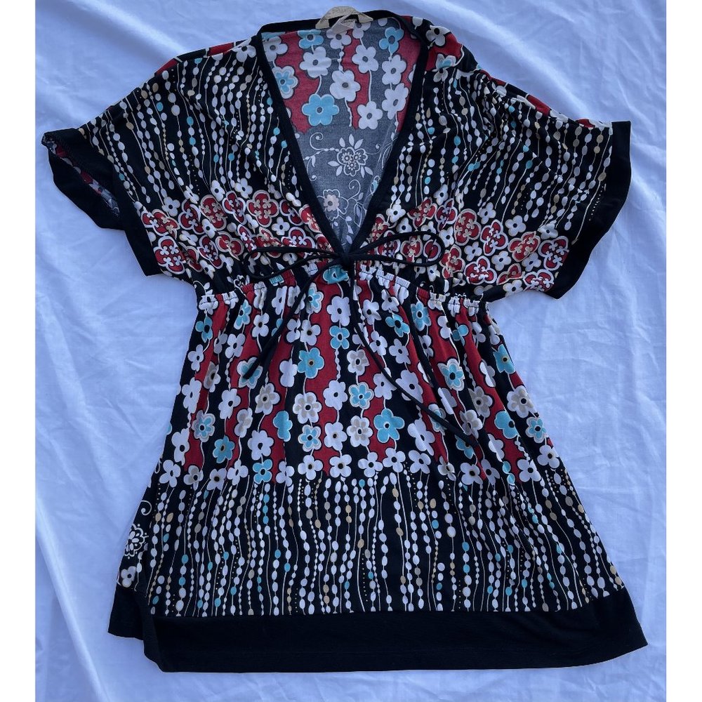 Black V Cut Flowing Loose Floral Shirt M